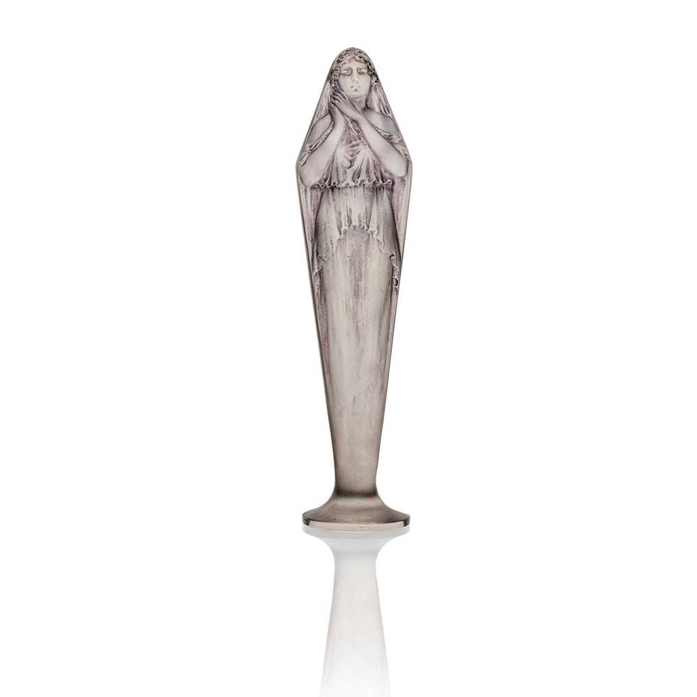 Appraisal: REN LALIQUE FRENCH - VOIL E MAINS JOINTES STATUETTE NO