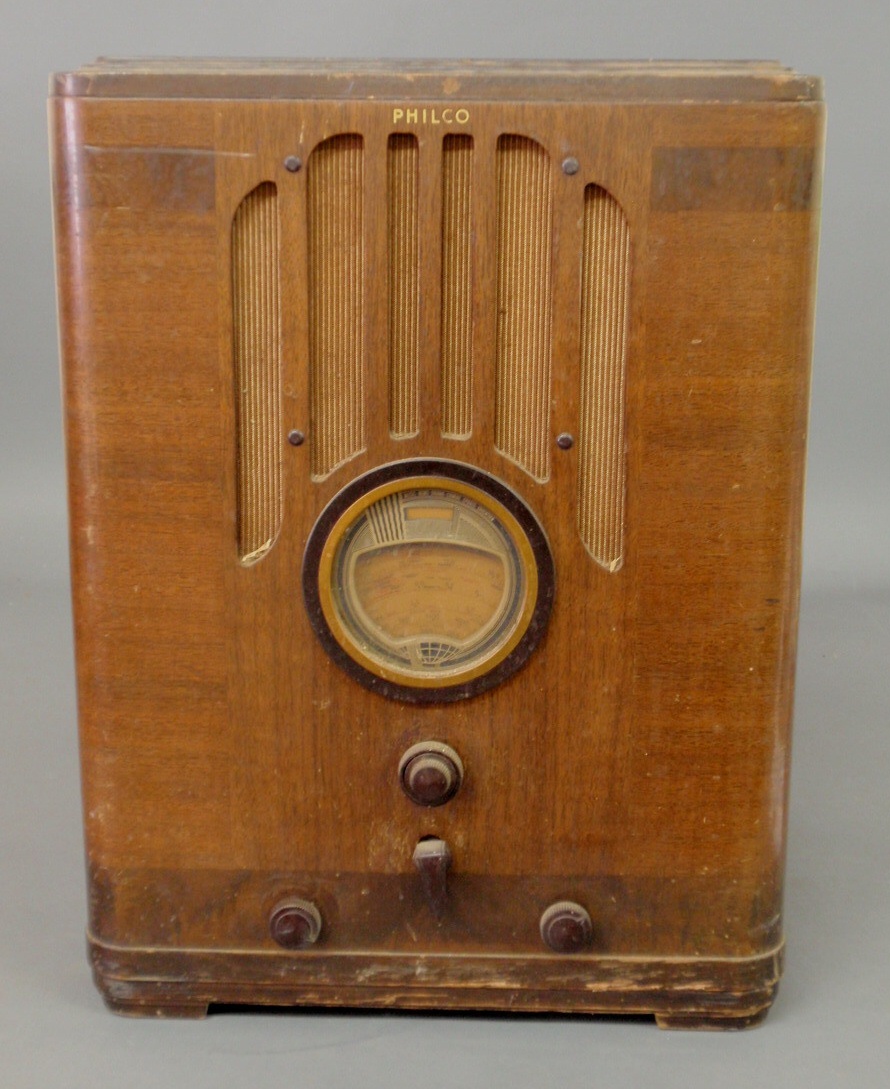 Appraisal: Philco radio h x w x d