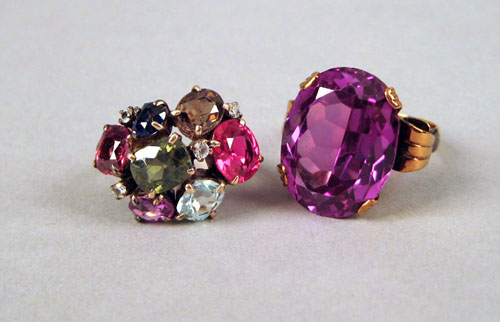 Appraisal: K gold ring ca s- s with cushion cut amethyst