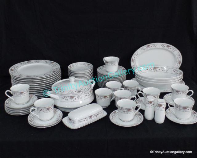 Appraisal: Pc Sone Fine China Set Claremont Pattern Japan Fine china