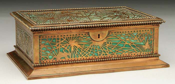 Appraisal: TIFFANY PINE NEEDLE BOX Very nice Tiffany Studios box has