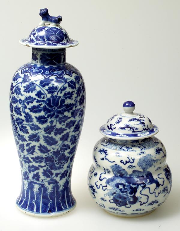 Appraisal: CHINESE BLUE AND WHITE PORCELAIN COVERED JAR early th century