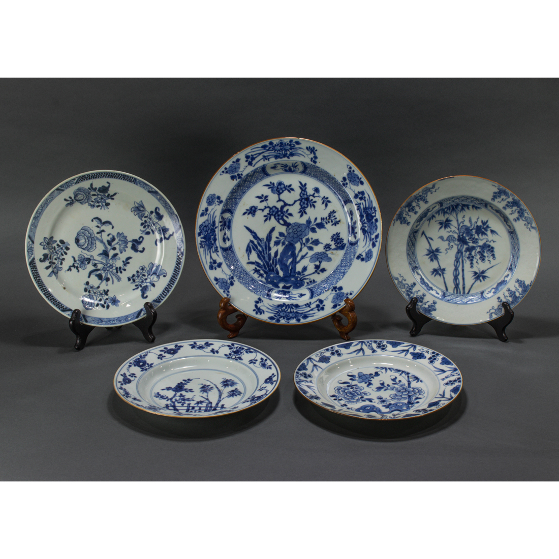 Appraisal: LOT OF CHINESE EXPORT BLUE AND WHITE DISHES lot of