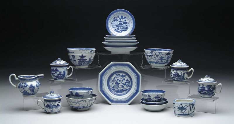 Appraisal: TWENTY-TWO PIECES OF BLUE AND WHITE CANTON Lot consists of