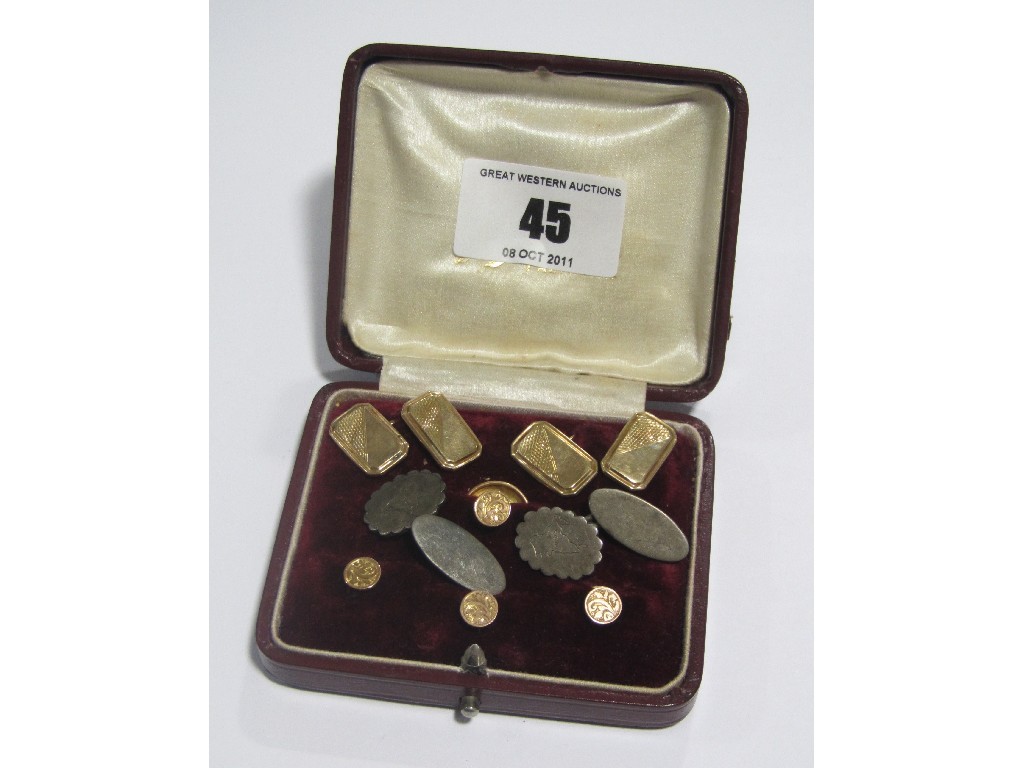 Appraisal: Boxed set of ct gold shirt studs and cuff links