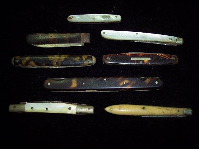 Appraisal: A pocket knife with tortoiseshell handle and silver blade Sheffield