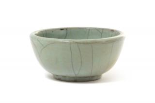 Appraisal: A Ge A Ge-Type Porcelain Bowl TH TH CENTURY having