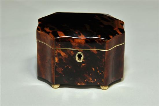 Appraisal: TORTISE SHELL BOX Scalloped box having interior lid and ivory