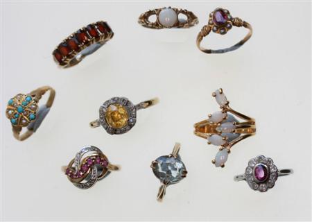 Appraisal: A group of various gem set rings including aquamarine opal