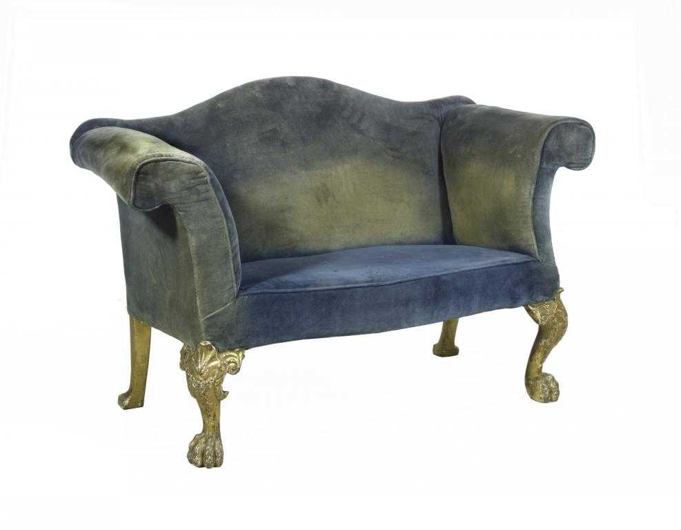 Appraisal: AN ENGLISH GILTWOOD SETTEE the cabriole forelegs with shell carved