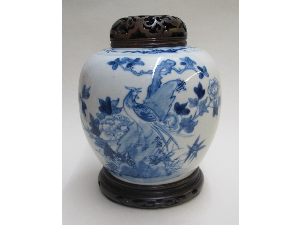 Appraisal: A Chinese blue and white ginger jar painted with a