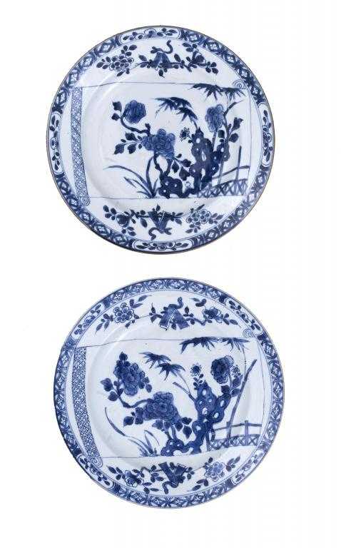 Appraisal: A PAIR OF CHINESE PORCELAIN DISHES painted in underglaze blue