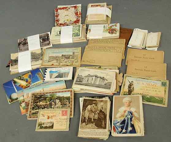 Appraisal: Large group of vintage postcards- birthday Easter Valentine's Day Thanksgiving