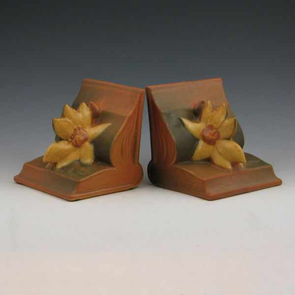 Appraisal: Roseville Clematis bookends in brown Marked Roseville USA Mint ''