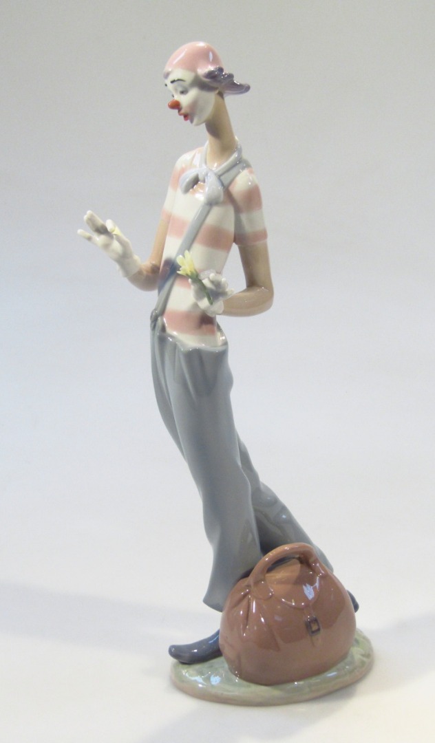 Appraisal: A thC boxed Lladro figure no Clown In Love printed