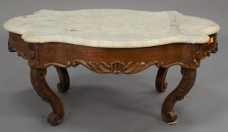 Appraisal: Victorian marble top table turtle shaped cut down to coffee