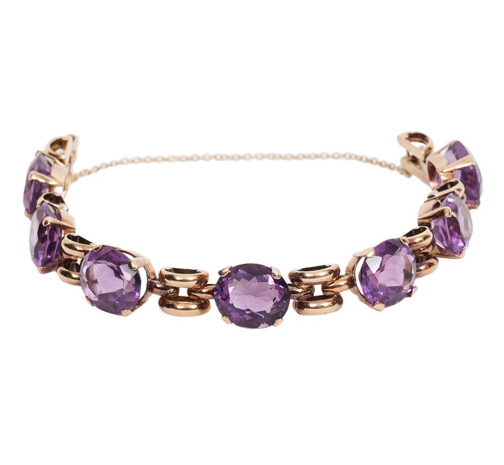 Appraisal: AMETHYST K YELLOW GOLD LINK BRACELET K yellow gold amethyst