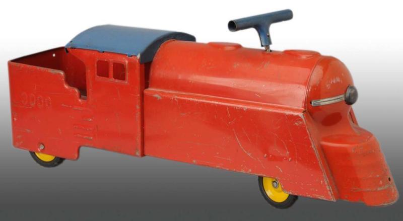 Appraisal: Pressed Steel Train Engine Tender Description American Includes handle in