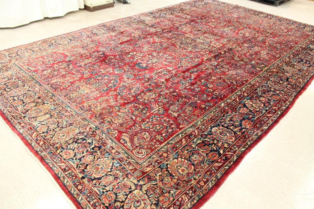 Appraisal: SEMI-ANTIQUE PERSIAN SAROUK CARPET Markazi Province northwestern Iran overall floral