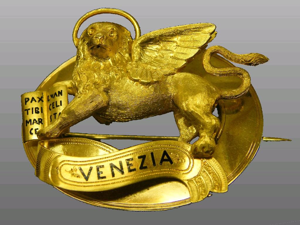 Appraisal: Italian oval gold brooch applied with the winged lion of