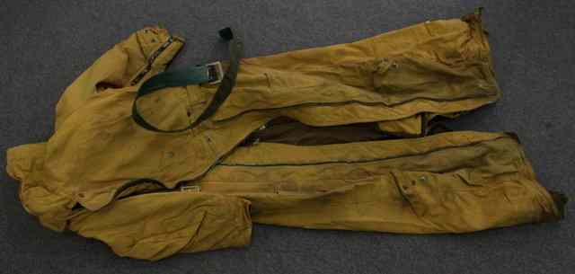 Appraisal: An American flying jacket bearing a label A M Contract