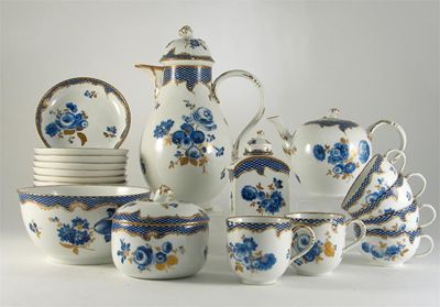 Appraisal: A Meissen tea and coffee service painted in blue enamel