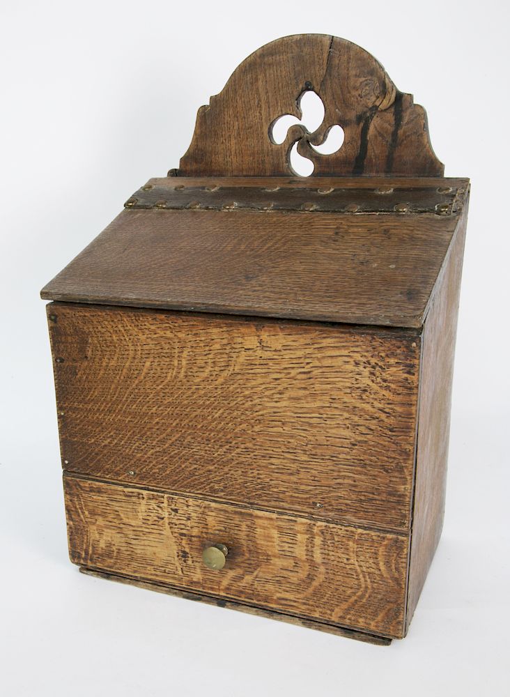 Appraisal: th Century English Oak Salt Box Exclusive on Bidsquare th