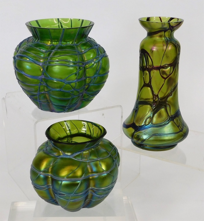 Appraisal: PC PALLME KONIG IRIDESCENT VEINED GLASS GROUP Czechoslovakia Circa Includes