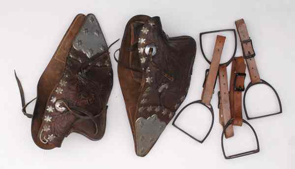 Appraisal: Lot of Western Leather Goods Leather-covered stirrups two pairs of