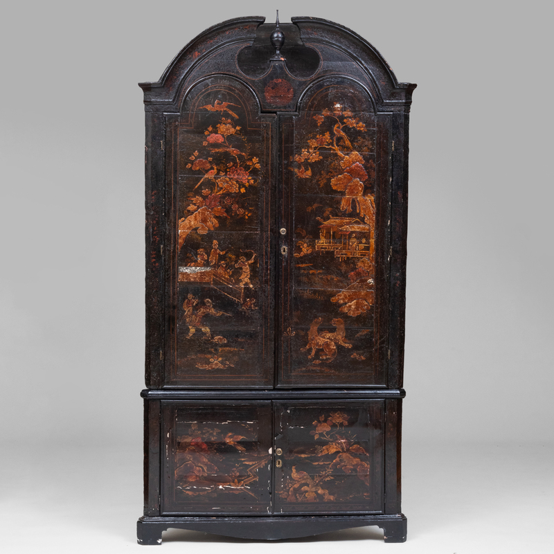 Appraisal: Queen Anne Black Japanned and Parcel-Gilt Corner Cabinet In two