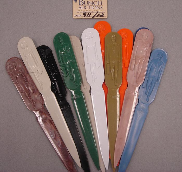 Appraisal: Lot of vintage plastic Fuller Brush letter openers in orange