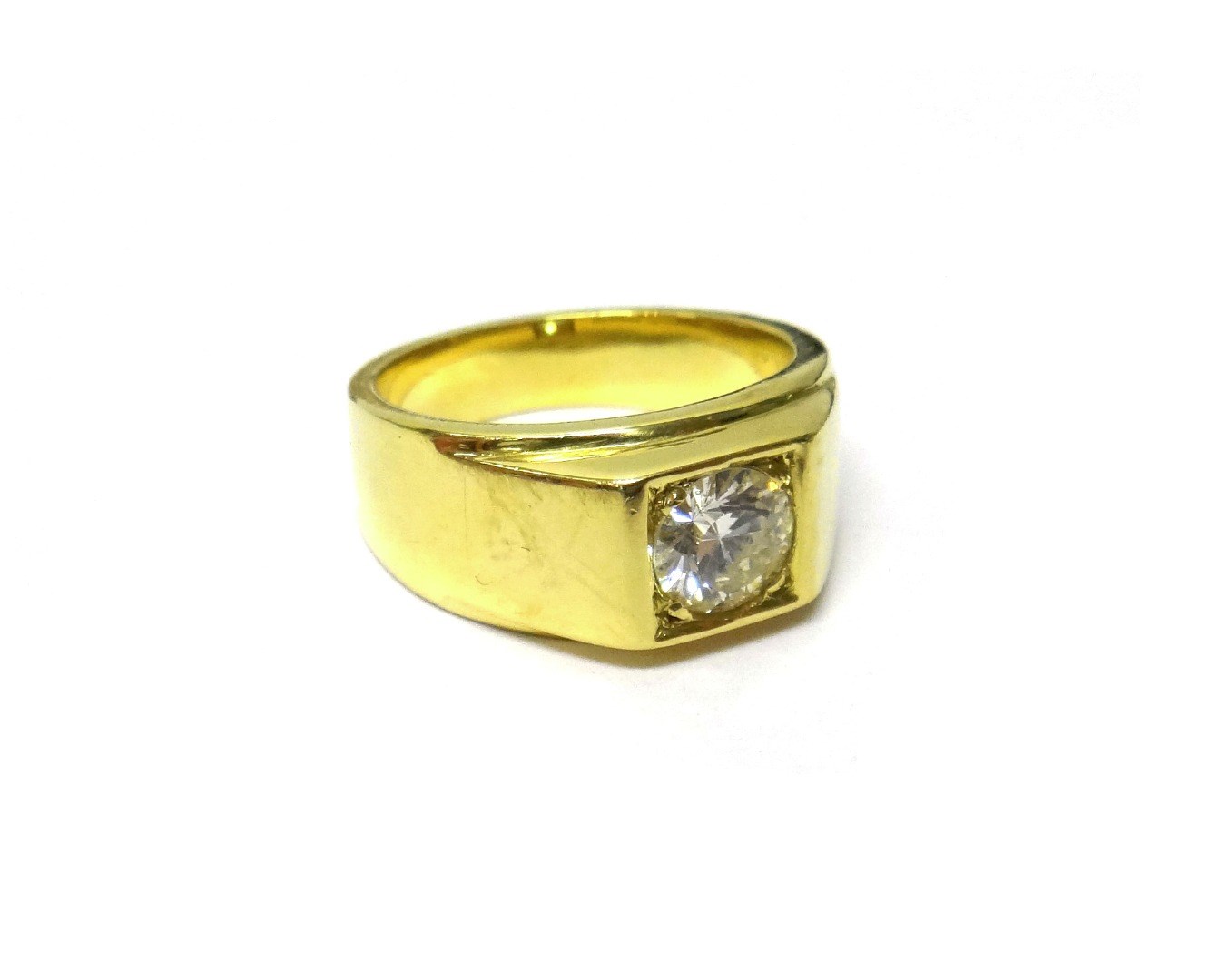 Appraisal: An ct gold and diamond set single stone ring mounted