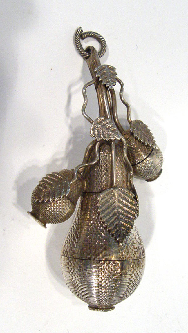 Appraisal: Unmarked th Century style novelty silver metal viniagrette in the