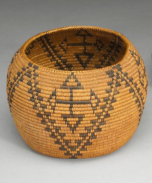 Appraisal: A Washo oval basket A stepped zigzag band flanking four