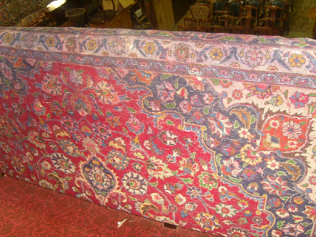 Appraisal: A good quality heavy wool carpet in the Persian style