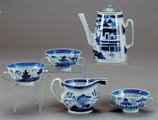 Appraisal: Chinese Export Canton porcelain table items th centuryassembled set comprising