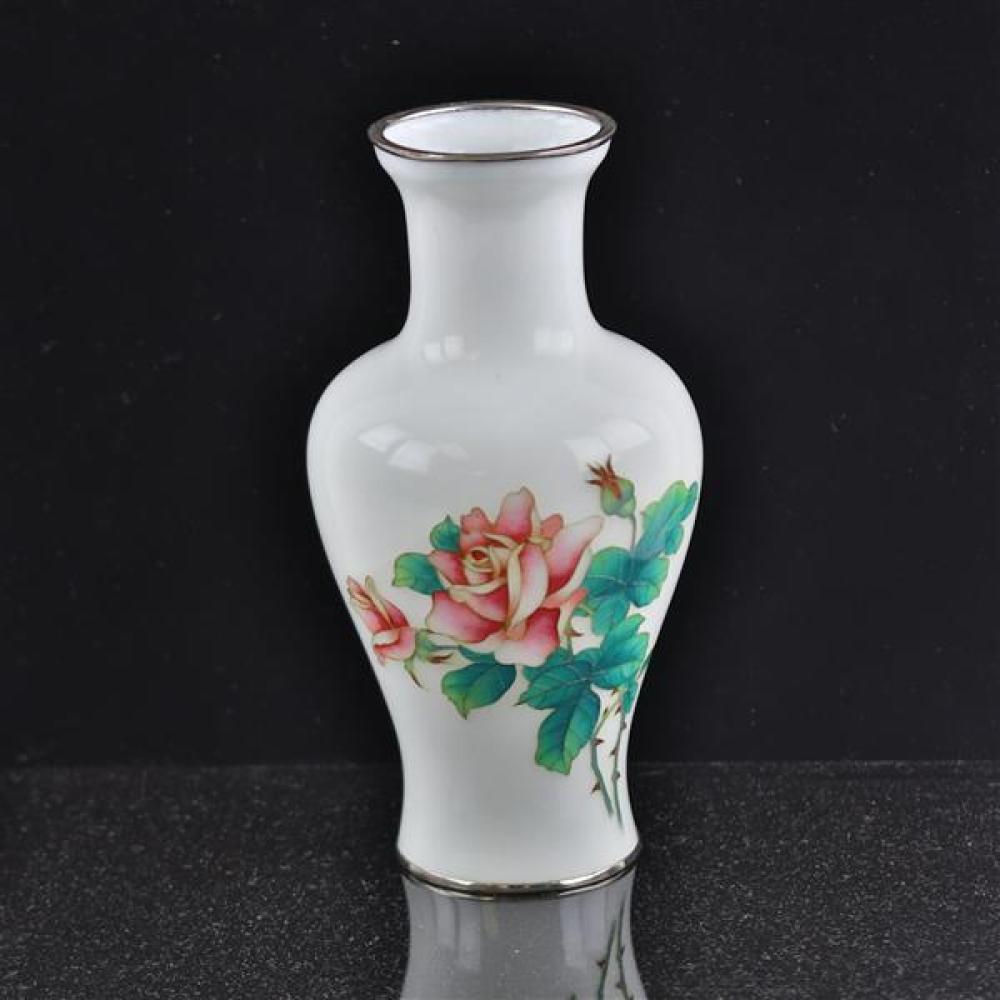 Appraisal: JAPANESE CLOISONNE VASE WITH IMAGE OF A ROSE ON WHITE