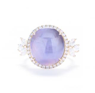 Appraisal: A LADIES STAR SAPPHIRE RING WITH DIAMONDS A LADIES STAR