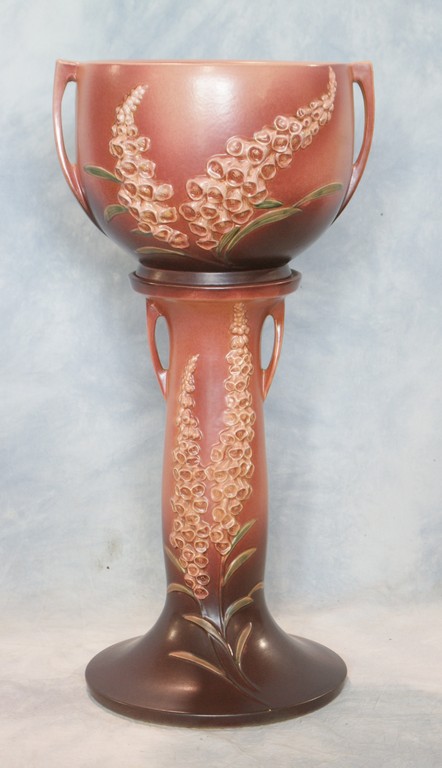 Appraisal: Roseville pottery pink Foxglove pattern jardini re and pedestal bowl