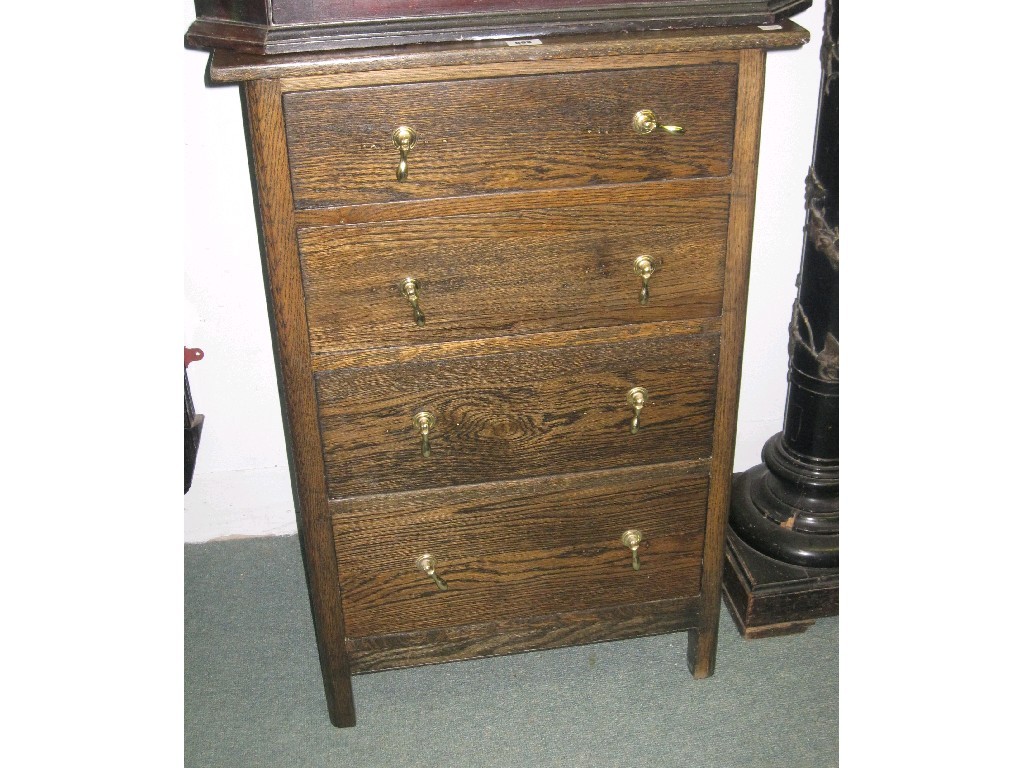 Appraisal: Oak four drawer chest