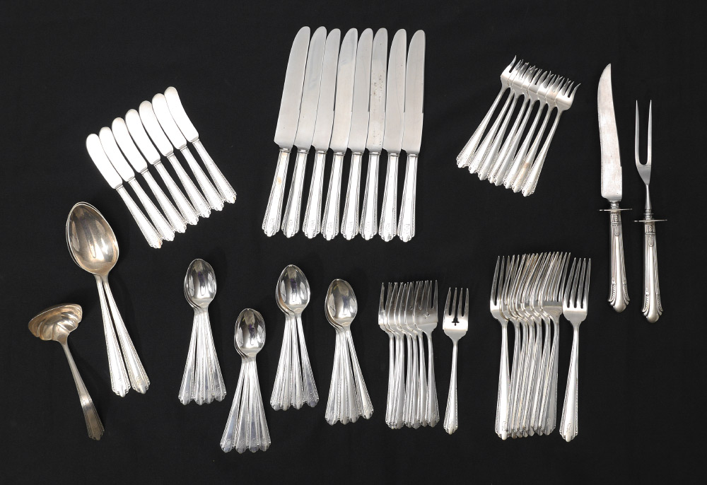 Appraisal: MANCHESTER PARK AVENUE STERLING FLATWARE Approx pieces in the Park