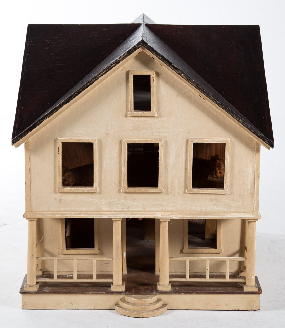 Appraisal: Handmade electrified dollhouse comprising large amount of Renwall and other