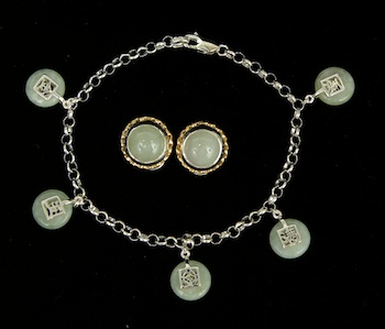 Appraisal: A Suite of Silver Jade Jewelry This group includes a