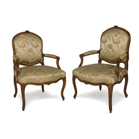 Appraisal: Pair of Louis XV Beechwood Fauteuils a la Reine Estimate