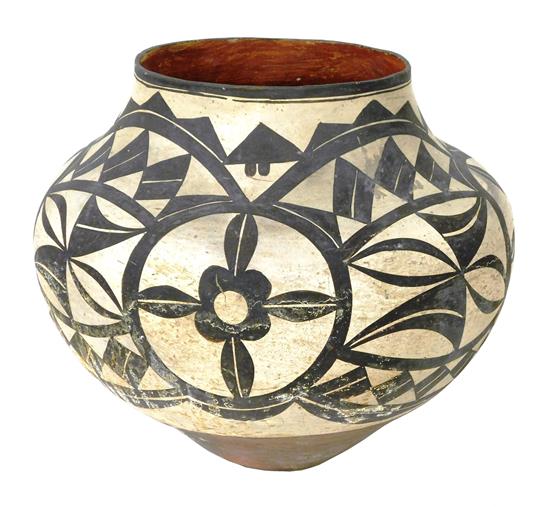 Appraisal: Acoma Pueblo Olla water pot c - black and white