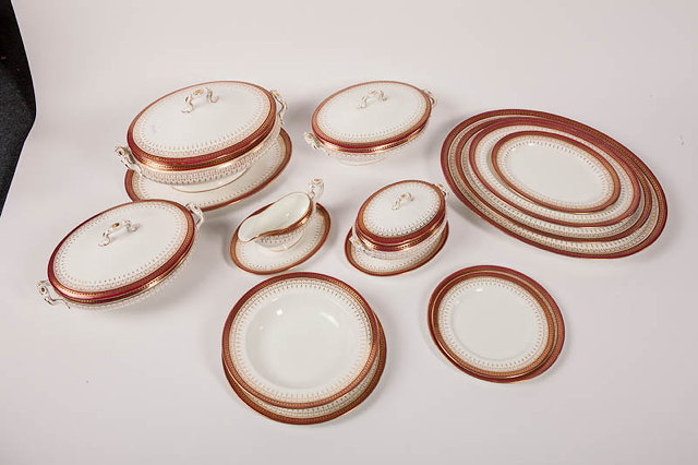 Appraisal: A ROYAL DOULTON DINNER SERVICE pattern number to include tureens