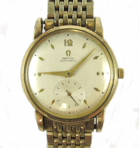 Appraisal: MAN'S VINTAGE OMEGA AUTOMATIC WRIST WATCH Omega jewel automatic movement