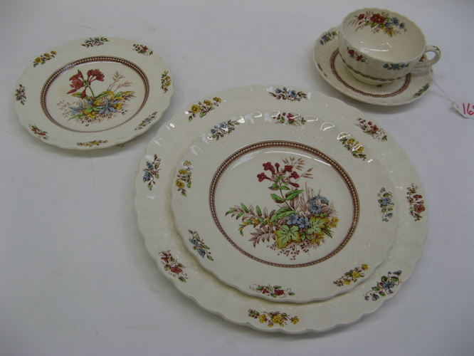 Appraisal: PIECE COPELAND SPODE FINE DINNER SET in the Rosalie pattern