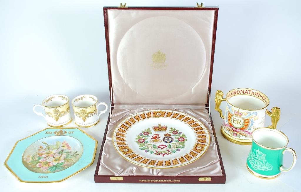 Appraisal: LIMITED EDITION PARAGON ROYAL COMMEMORATIVE TWO HANDLED CHINA LOVING CUP