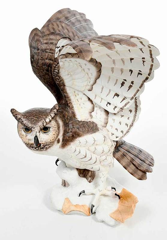 Appraisal: Franklin Mint Porcelain Great Horned Owl American th century designed